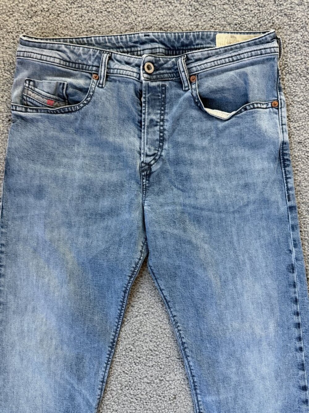 Diesel Men's Buster Model Jeans - Sz. 32x32 - Lt. Blue 084UX Wash - Excel. Cond. - Picture 2 of 12